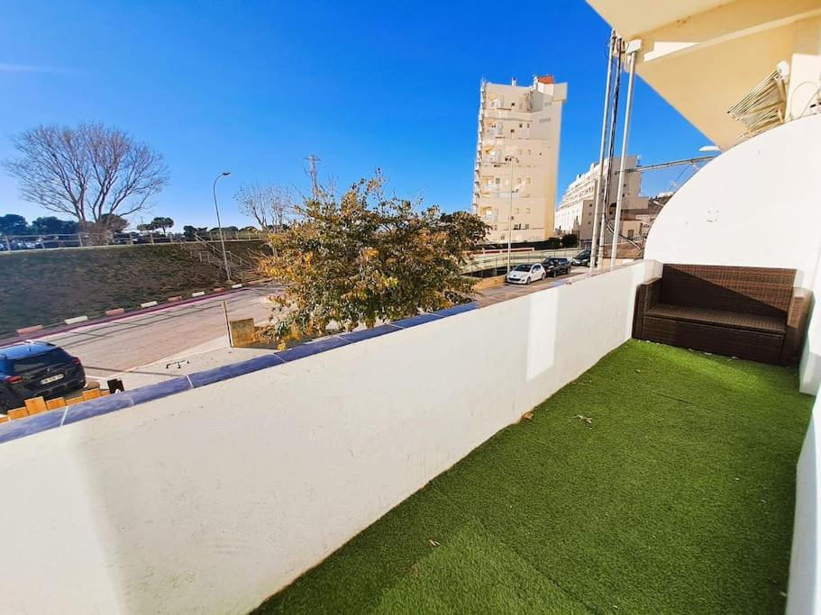 Apartamento 1A Linea De Mar Empuriabrava Luaran gambar